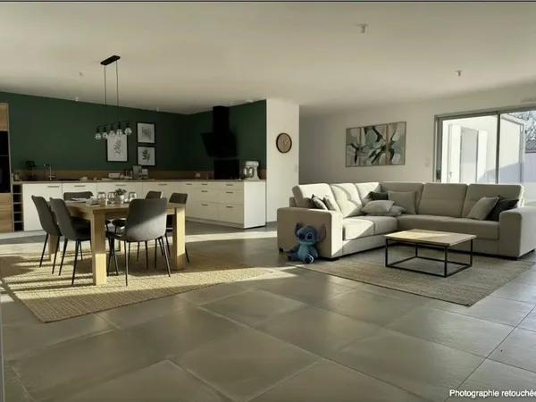 Maison de plain-pied 6 pièces 144 m² 