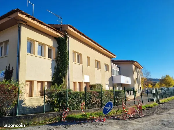 Maison 50 pièces 1050 m² 