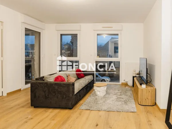 EXCLUSIVITE QUARTIER JEANNE D'ARC - A VENDRE TYPE 2 - BALCON- PARKING - IMMEUBLE 2018 - SPECIAL 