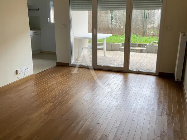 Appartement Maisons Alfort 1 pièce(s) 29.71 m2 vide 