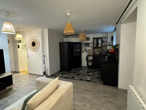 🔑 À louer - Appartement T3 de 60 m² avec cour - Saint-Vallier (Drôme) 