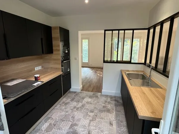 Maison 130m2 avec sous sol de 80m2 sur 3100m2 de terrain constructible 