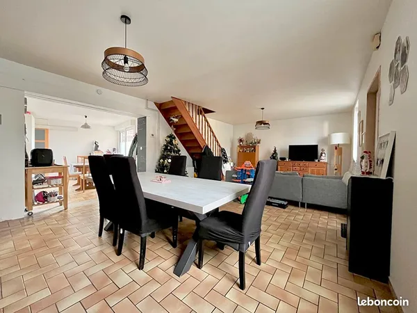 Maison 4 pièces 94 m² 