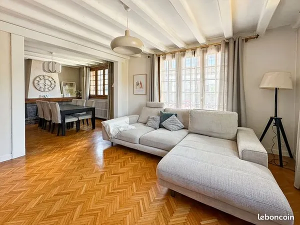 Maison 5 pièces 105 m² 