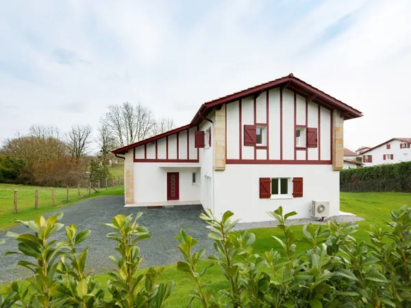 Maison 6 pièces 129 m² 