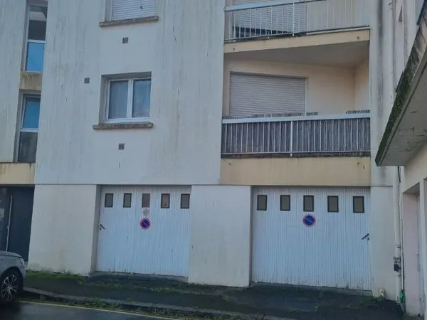 Parking/box QUIMPER 
