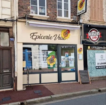 Maison de ville et commerce 