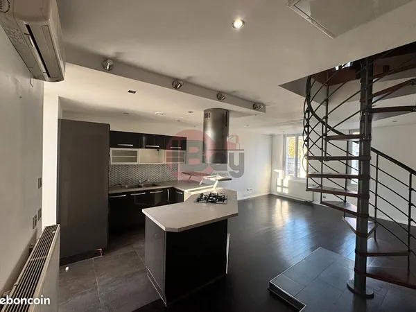 Duplex 3 pièces 78 m² 