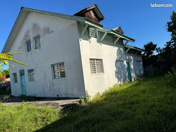 Maison Vente Kourou 8p 223m² 370000€