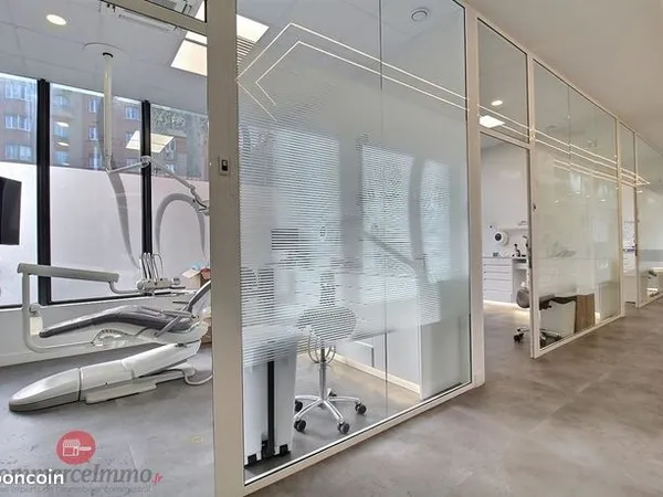 Boutique 297 m² 
