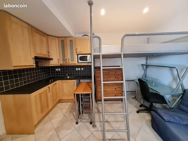 Appartement 1 pièce 15 m² 
