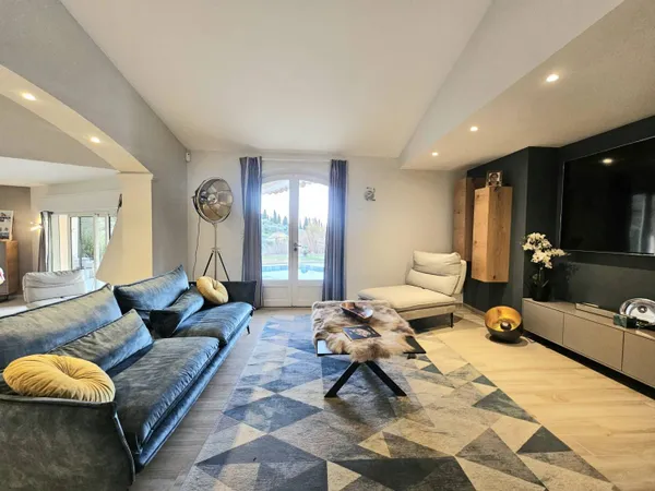 Maison 7 pièces 185 m² 