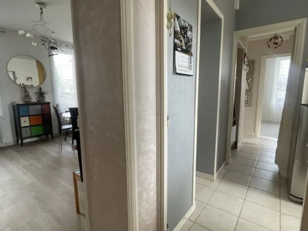Appartement de 4 pièces principales 