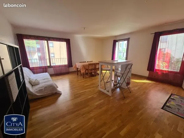 Appartement 2 pièces 55 m² 