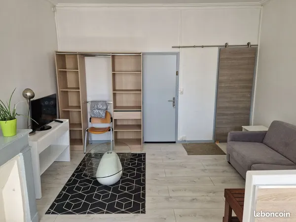A louer appartement meublé toutes charges comprises 