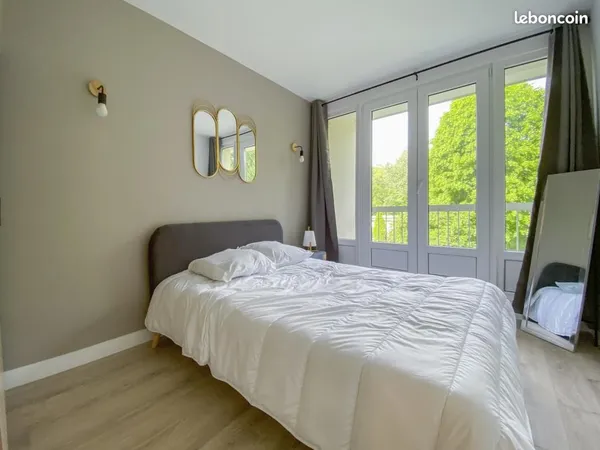 Chambre 4 pièces 9 m² 