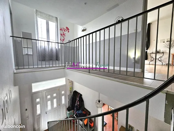 Maison 6 pièces 162 m² 