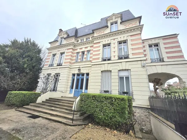 Appartement 2 pièces 84 m² 