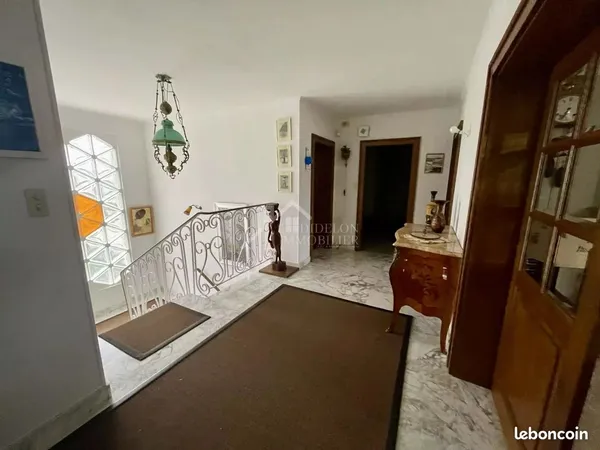Maison 7 pièces 187 m² 