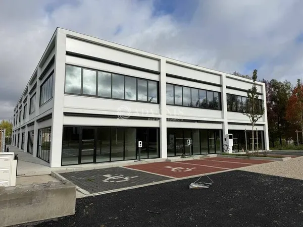 Local commercial 1763 m² 