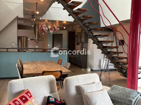 Appartement 5 pièces 182 m² 