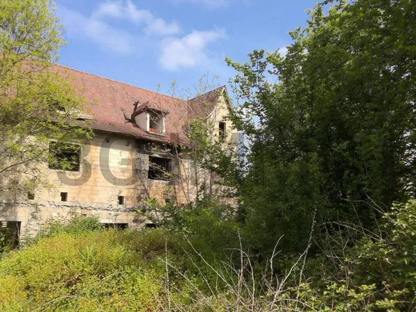Maison 2 pièces 100 m² 