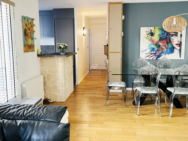 Appartement 5 pièce(s) 106 m2 carrez - 125 m² au sol Petit parc 