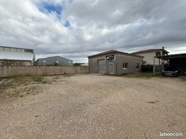 Local commercial 100 m² 