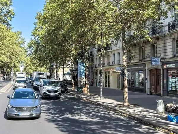 Boutique 2 pièces 60 m² 
