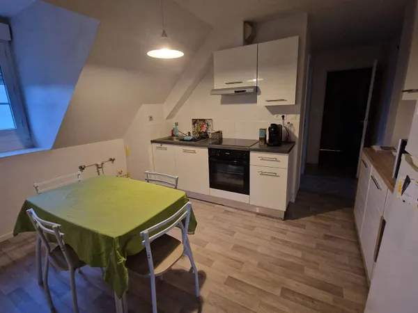Studio 1 pièce 33 m² 