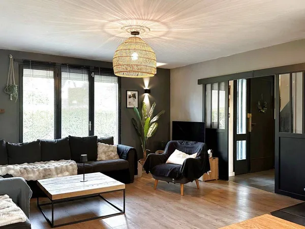 Maison 6 pièces 130 m² 