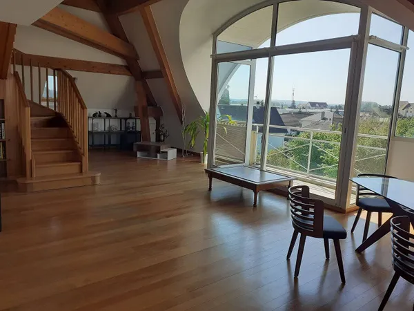 Duplex 5 pièces 130 m² 