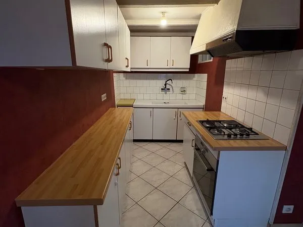 Maison partiellement rénovée 100 m2 Secteur Lac de Madine 4 pièces 3 chambres bien située 