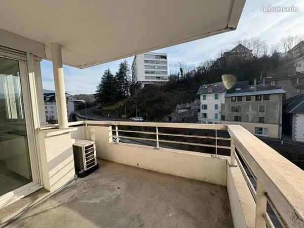 Appartement 4 pièces 81 m² 