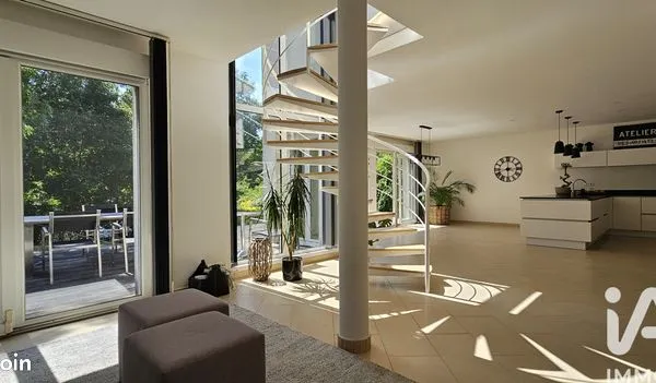 Maison 5 pièces 159 m² 