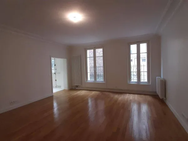 Appartement 3 pièces 100 m² 