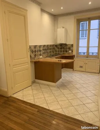 Appartement 2 pièces 73 m² 