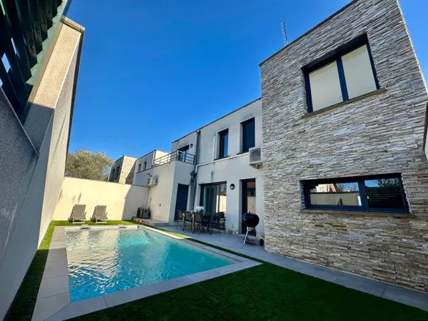 Maison 5 pièces 136 m² 
