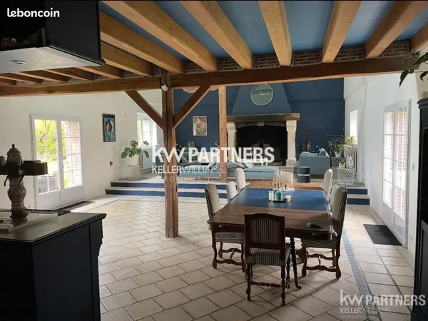 Longère 9 pièces 300 m² 