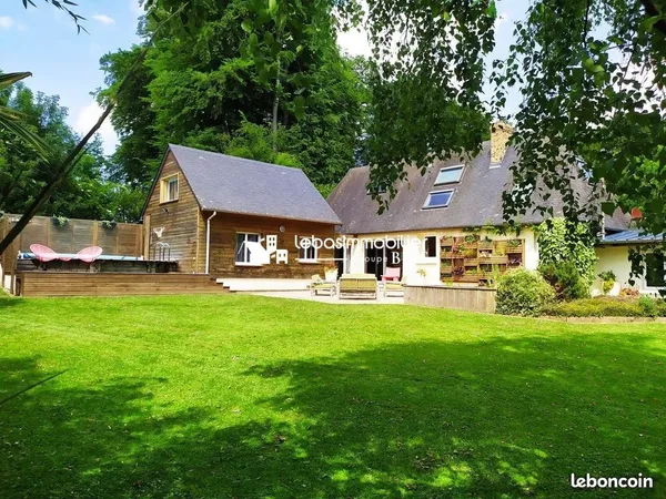 Maison 6 pièces 163 m² 
