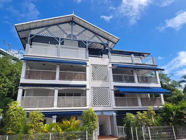 NOUVEAUTE: Appartement VUE MER Fort De France 3 pièce(s) 70.94 m2 