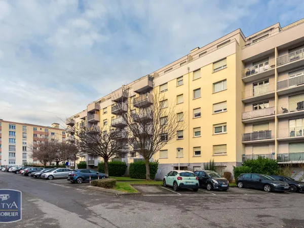 Studio 1 pièce 22 m² 