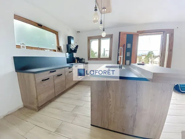 Maison 5 pièces 154 m² 