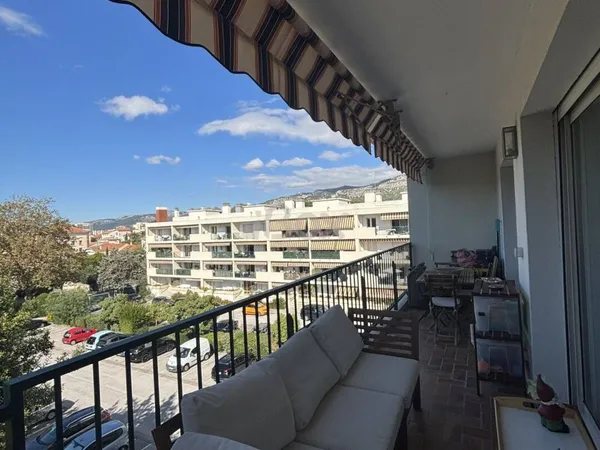 Appartement 4 pièces 94 m² 
