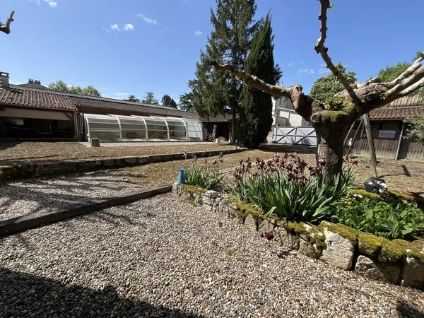 Villa 7 pièces 220 m² 