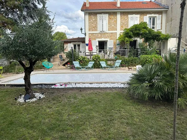 Maison 7 pièces 180 m² 
