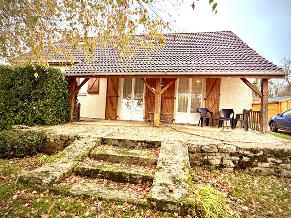 MAISON - 100 M2 - MOUTIERS SAINT JEAN 