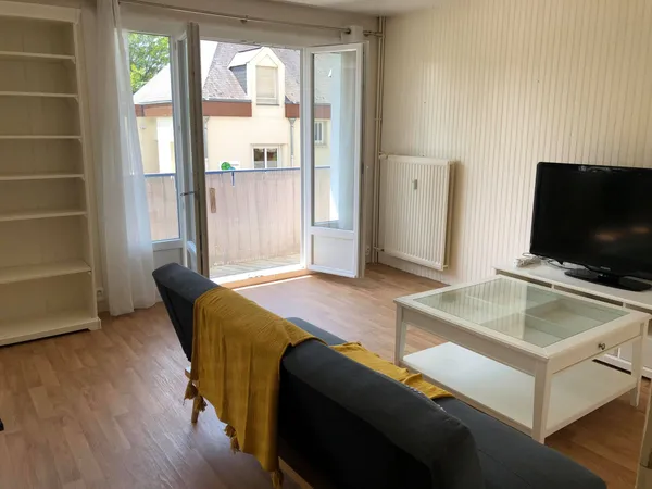 A louer - Appartement T3 meublé - Angers secteur Madeleine / Léonard 