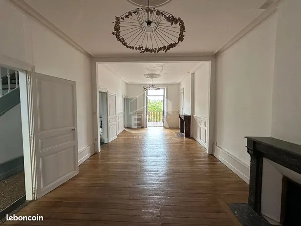 Maison 8 pièces 155 m² 