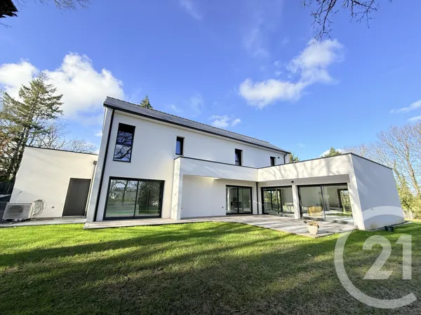 Maison 6 pièces 172 m² 